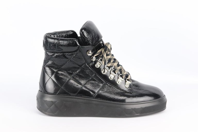 Auth 2023 Chanel Combat Boots Black 38 Shiny Patent Calfskin Quilted Lace  Up