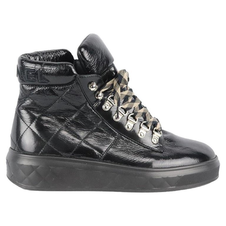 Chanel 2018 Quilted Patent Leather Ankle Boots Eu 38.5 Uk 5.5 Us
