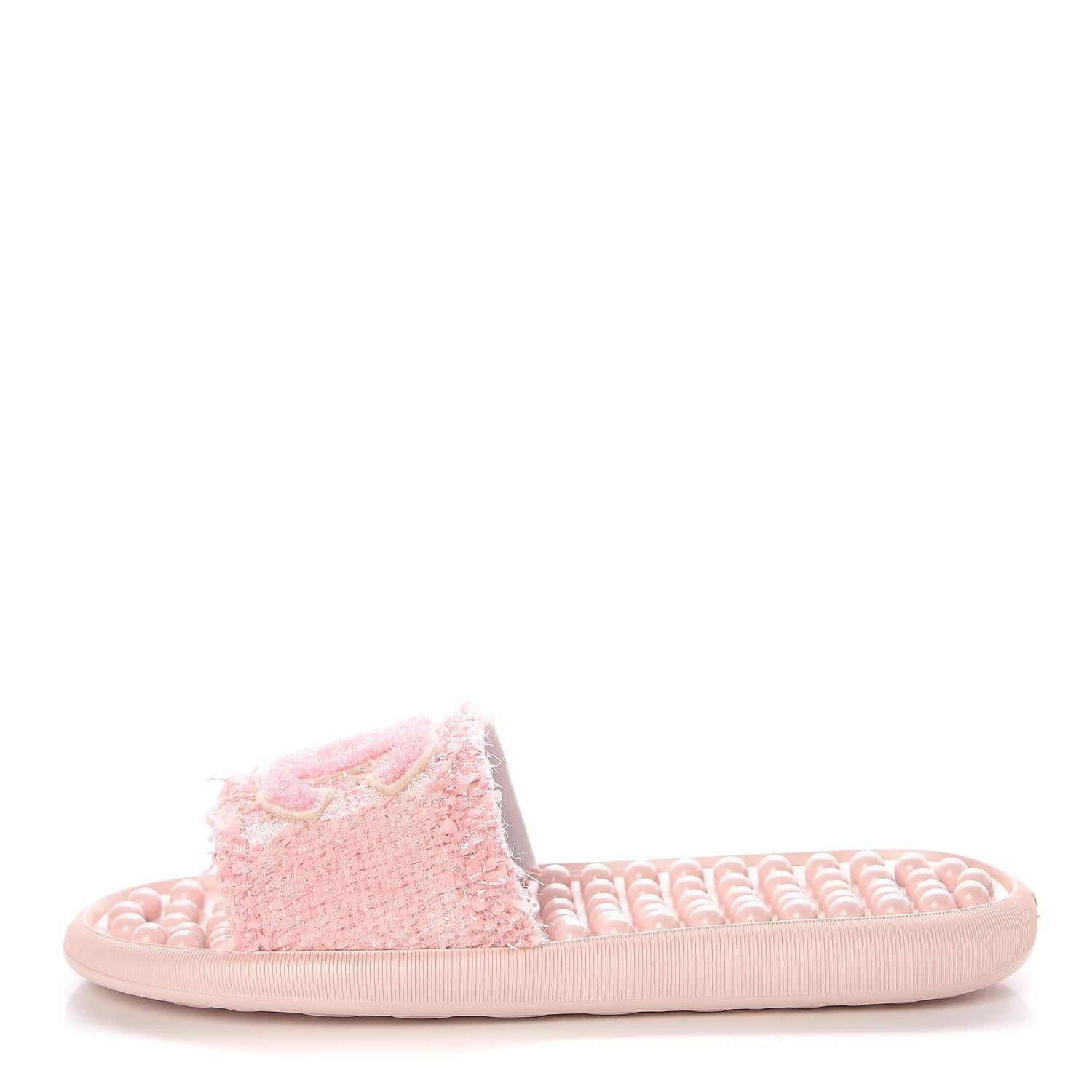 Chanel 2018 Seltene rosa Tweed Sommersandalen Pool Slides Größe 40 oder 10 im Angebot 2