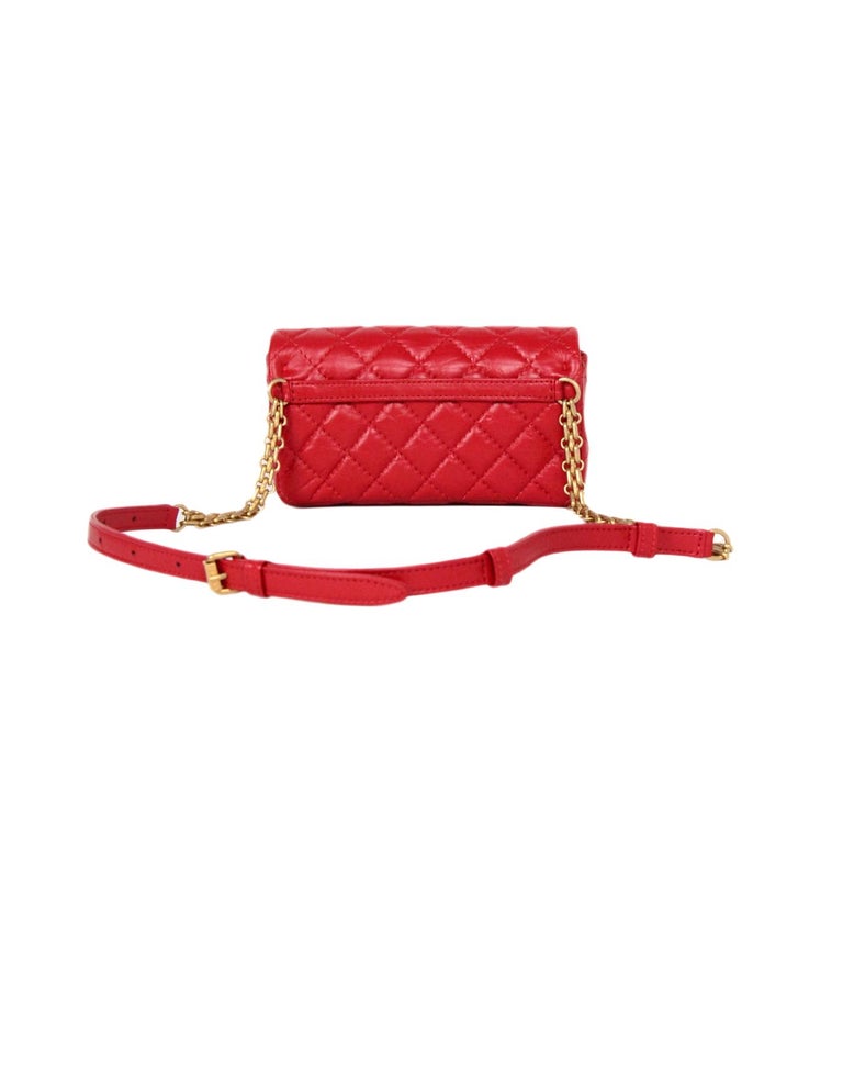 Chanel 2018 Red Quilted Calfskin Leather Reissue 2.55 Belt Bag For Sale ...