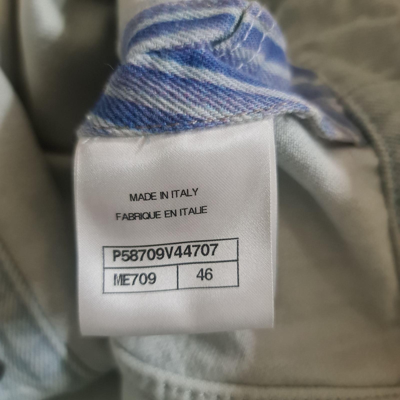 Chanel 2018 Gestreifte Jeansjacke, Größe 46 im Angebot 5