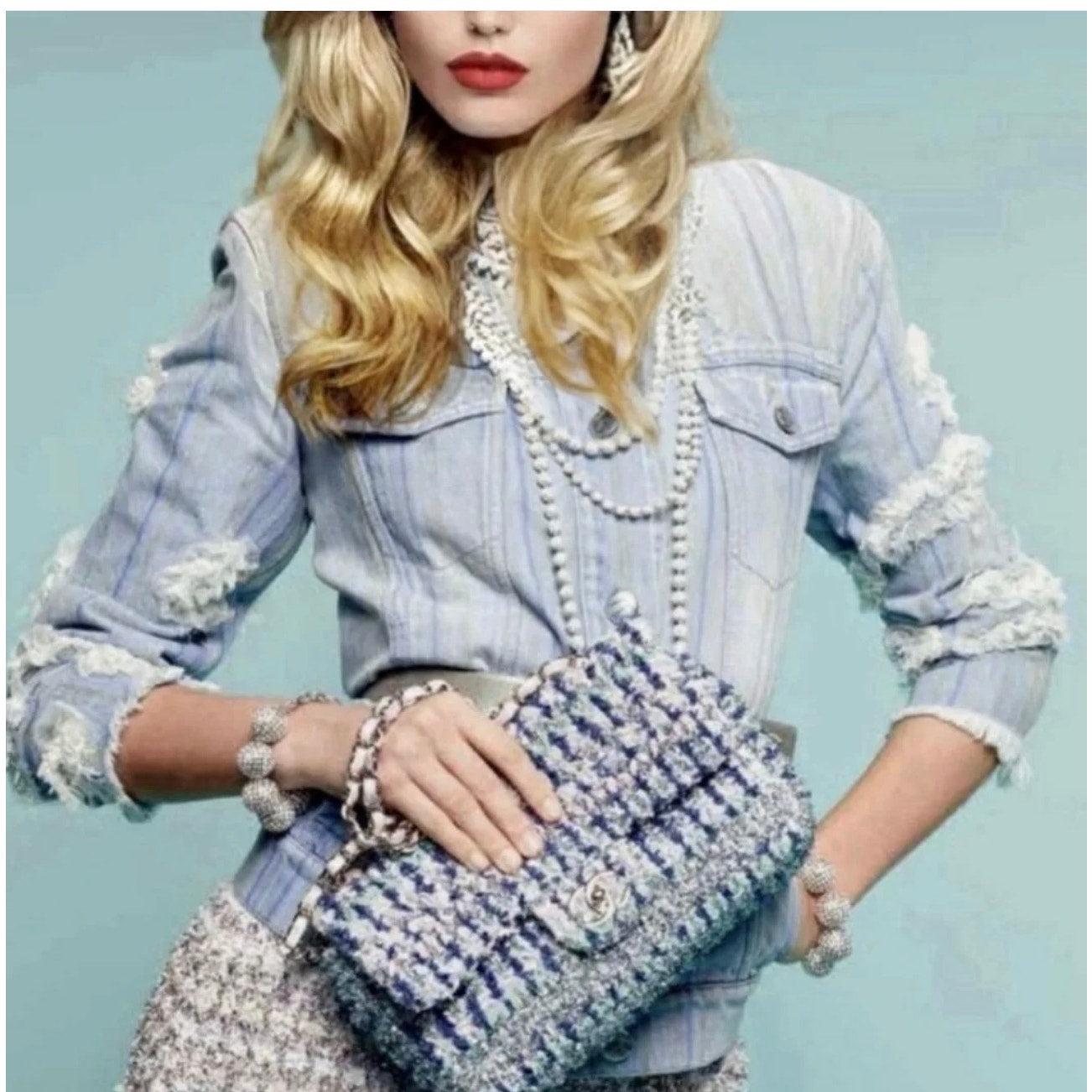 Chanel 2018 Gestreifte Jeansjacke, Größe 46 im Angebot 2