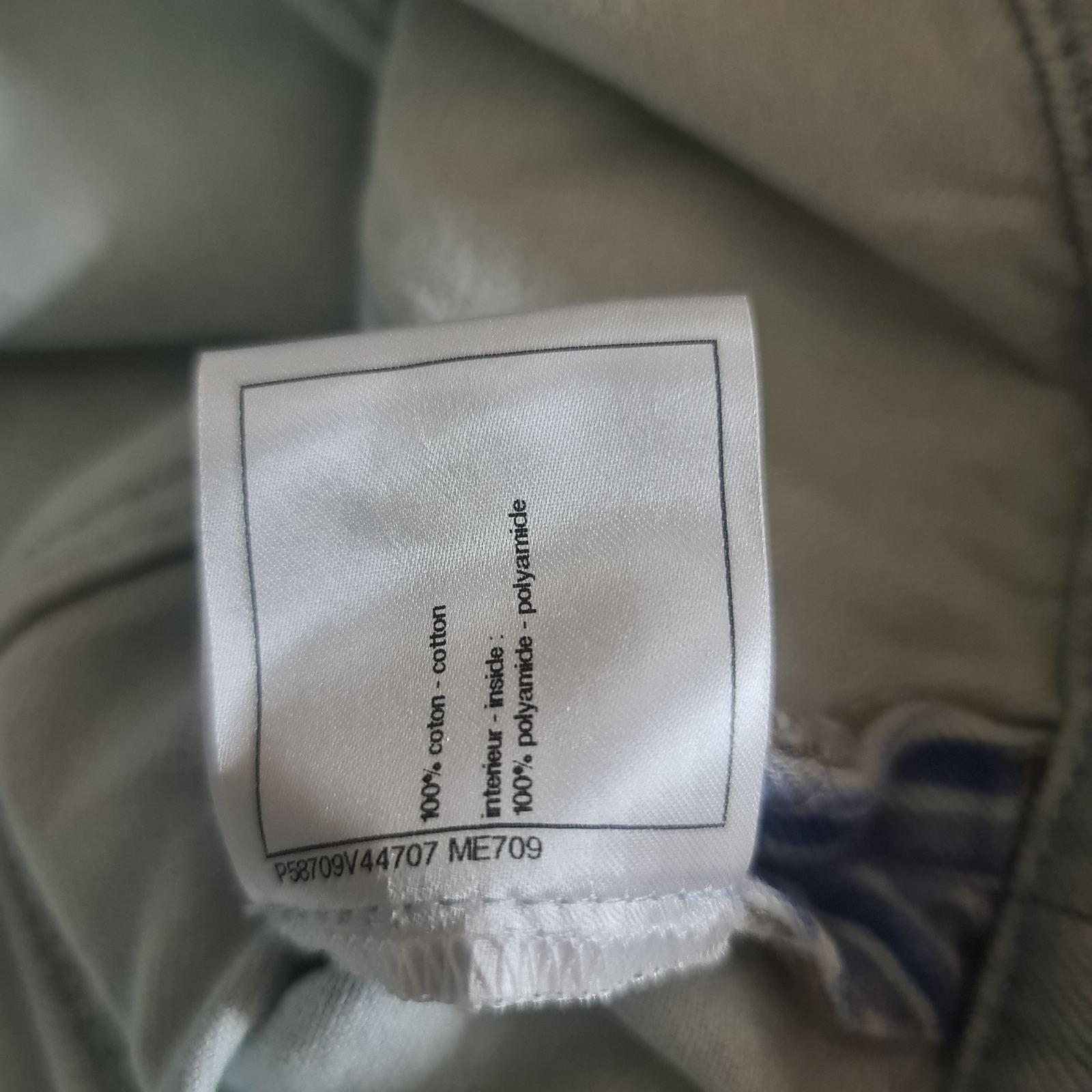 Chanel 2018 Gestreifte Jeansjacke, Größe 46 im Angebot 4
