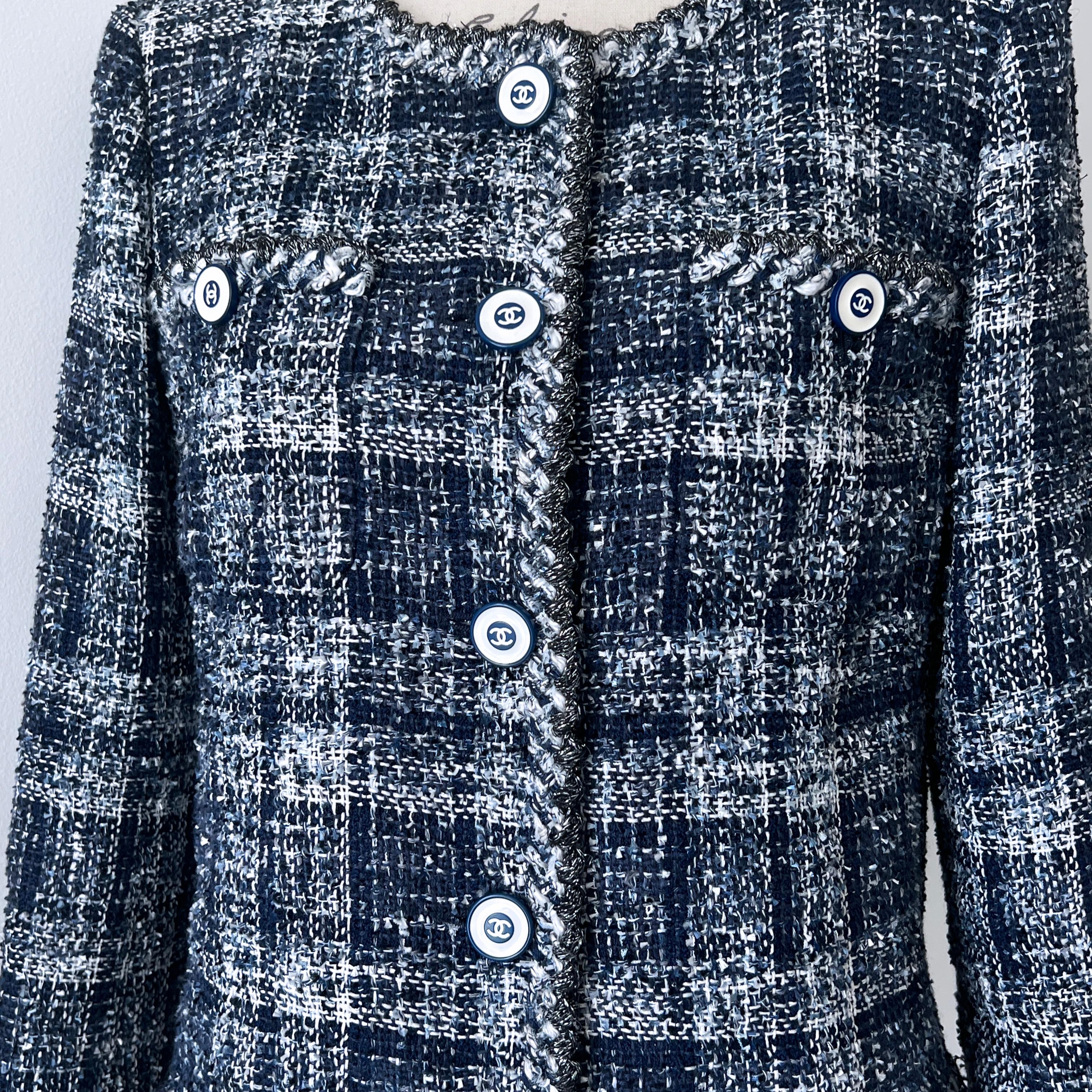 Chanel 2018 Style Icon Tweed Jacket 3