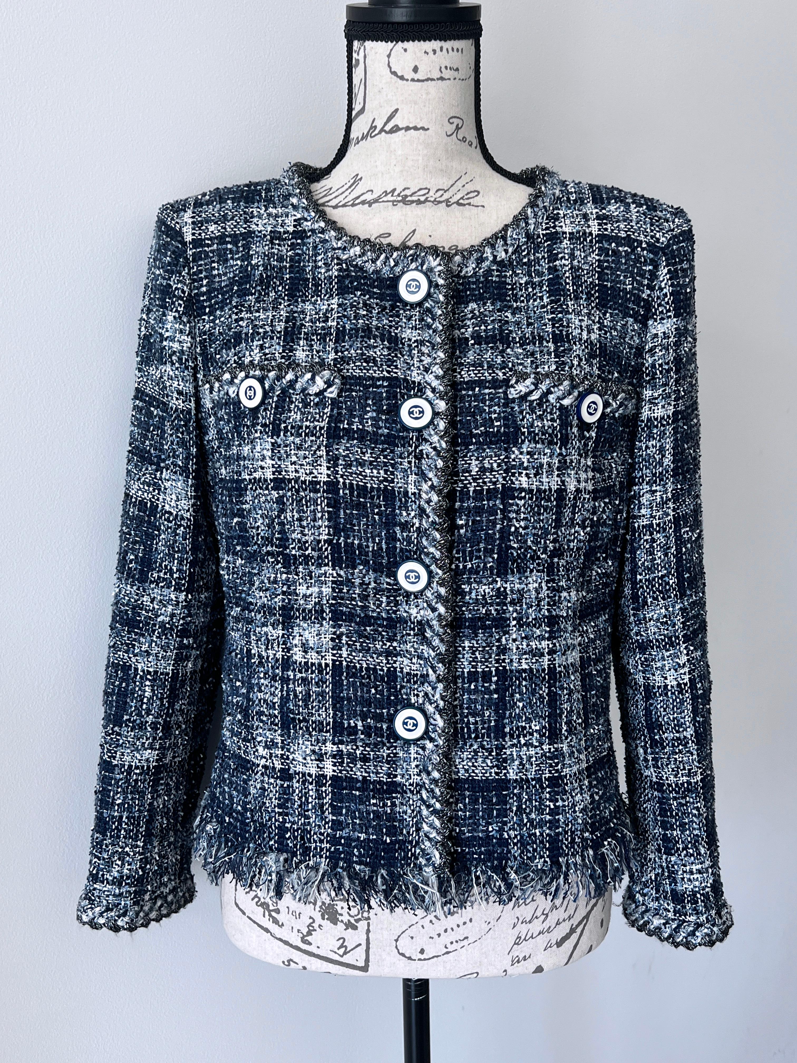 Women's or Men's Chanel 2018 Style Icon Tweed Jacket