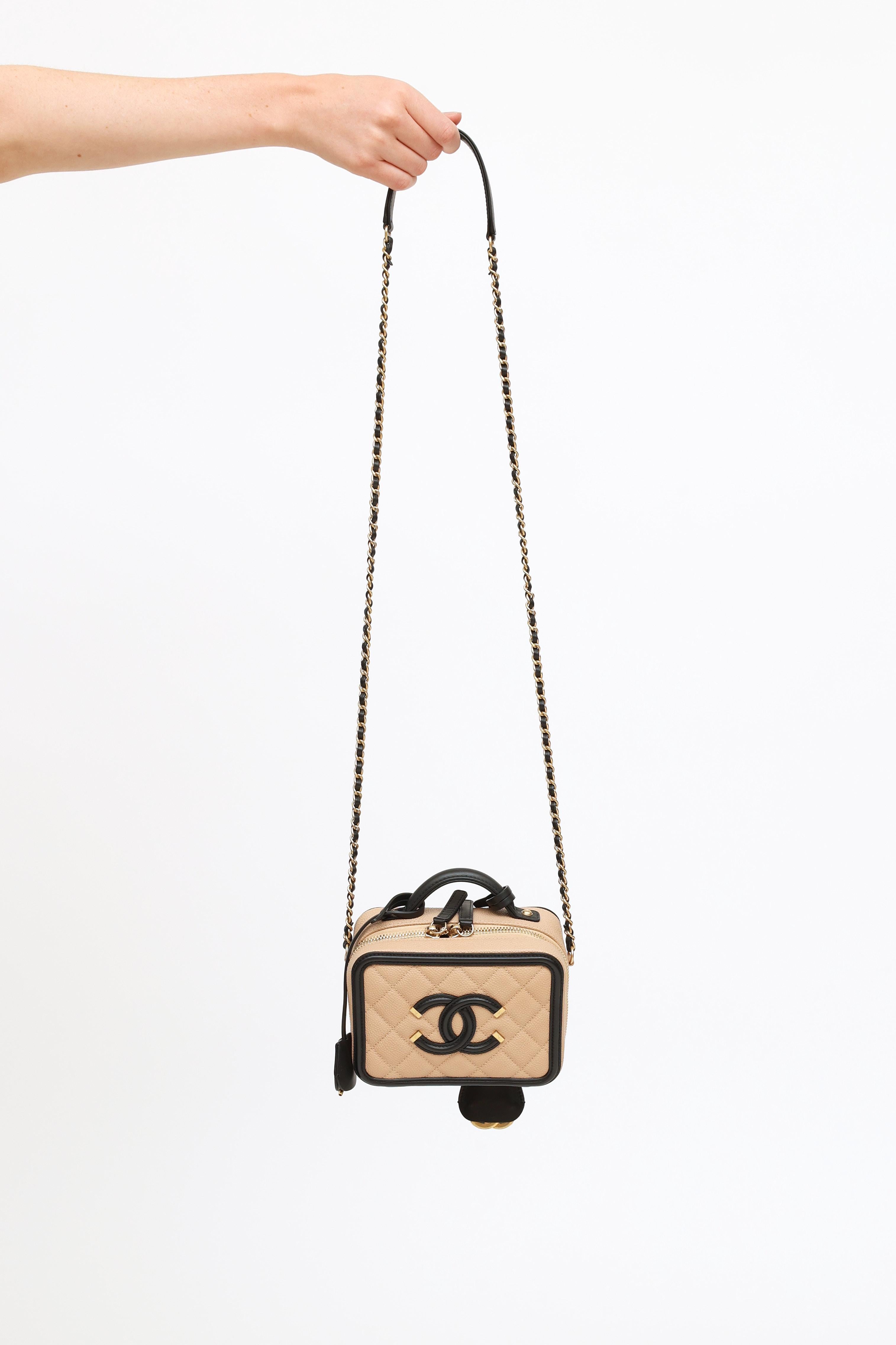 chanel vanity bag