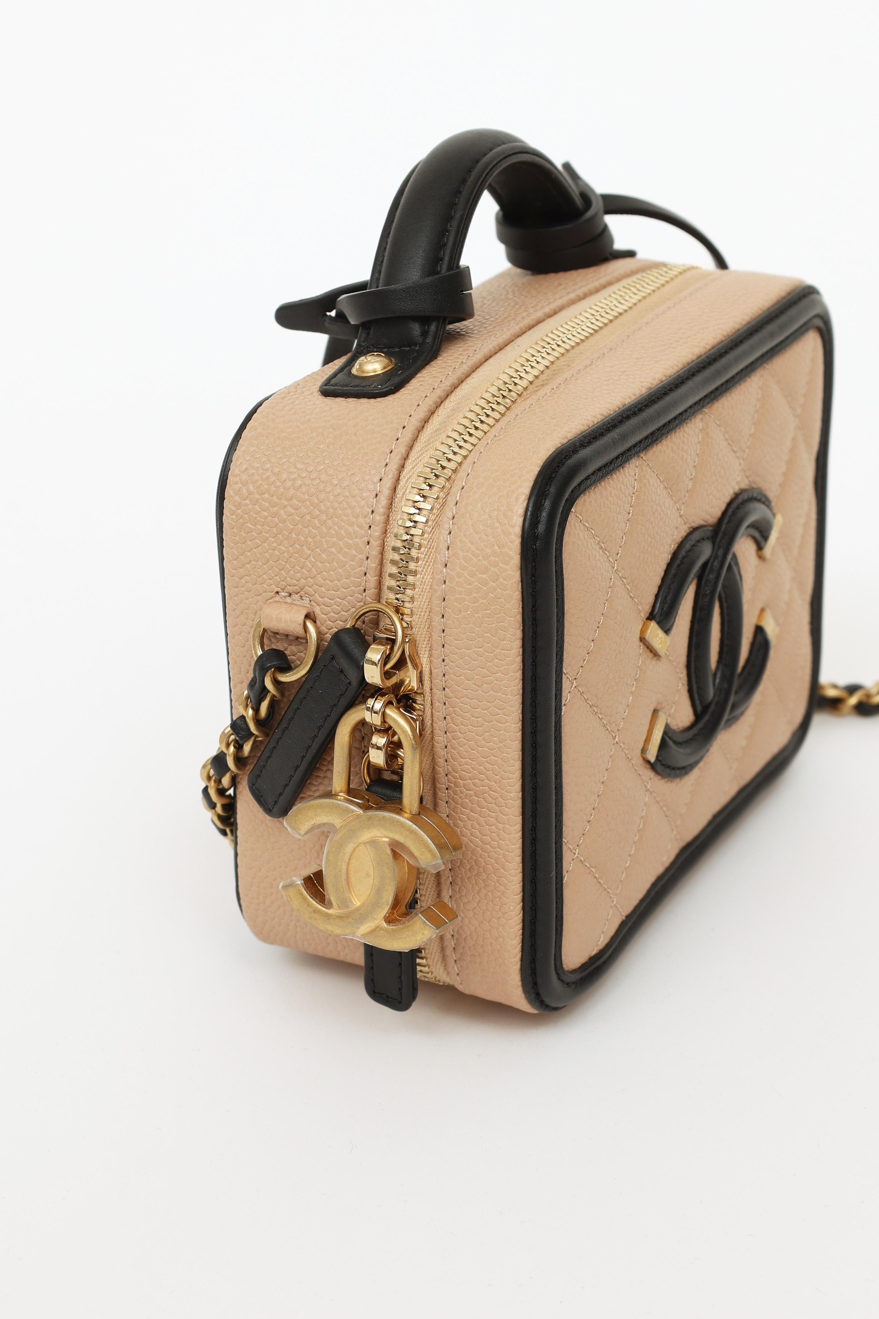 Chanel 2018 Tan & Black Caviar Filigree Vanity Case Small Bag In Excellent Condition In Toronto, ON