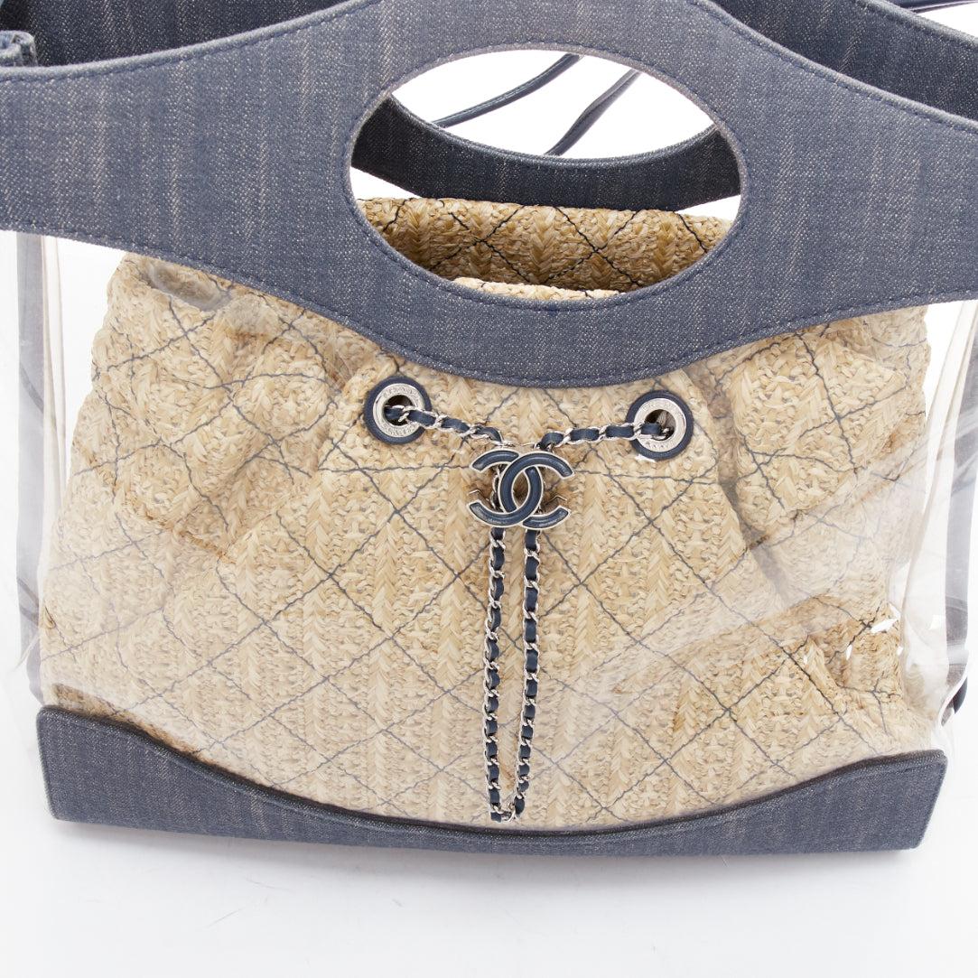 CHANEL 2019 31 clear PVC denim trim beige raffia lined tote bag en vente 2