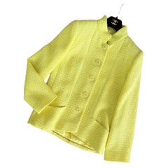 CHANEL 2019 Ad Campaign New Pastel Yellow Tweed Jacket 38 FR