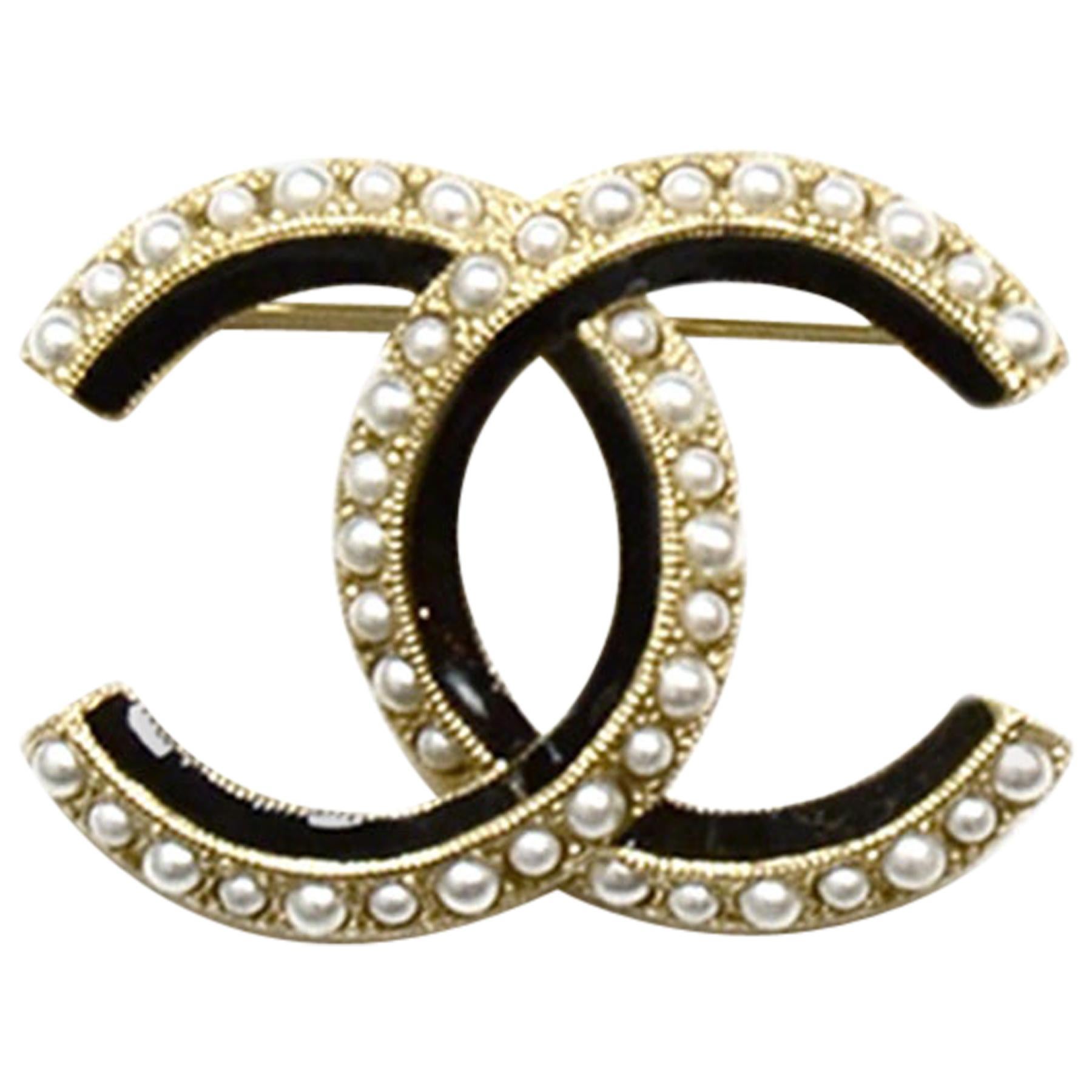 Chanel 2019 Black/ Gold Faux Pearl & Enamel CC Brooch
