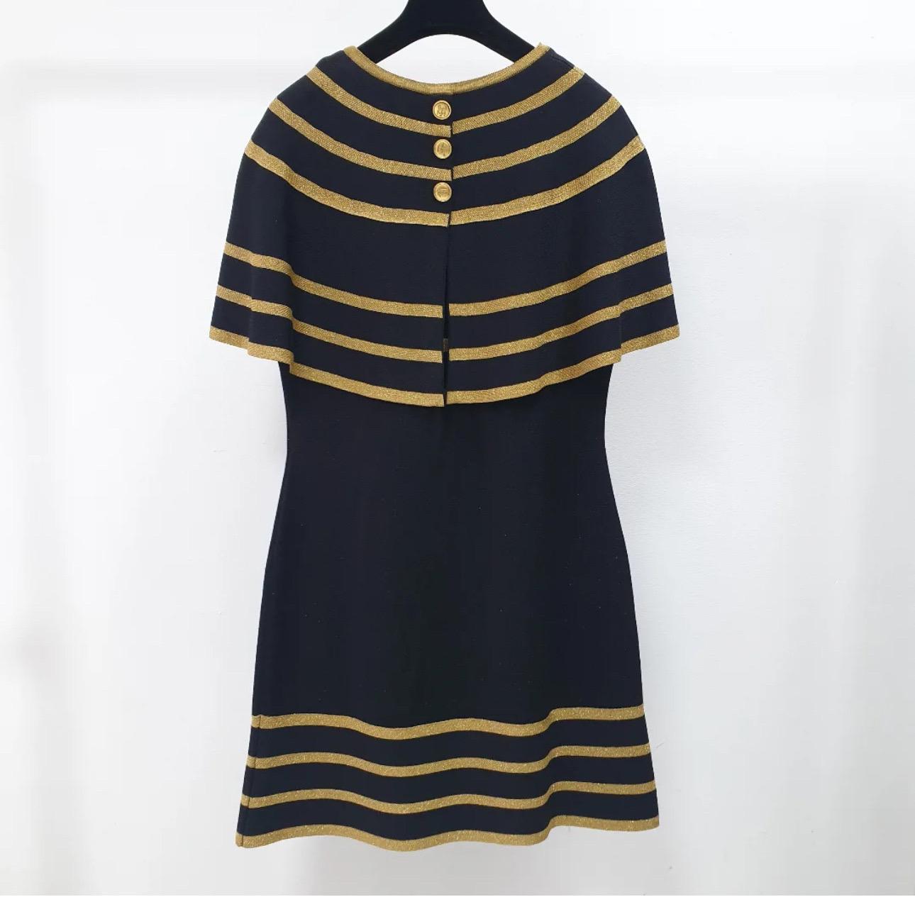 Chanel 2019 Schwarz Gold Streifen Kleid Sz.40 im Angebot 6