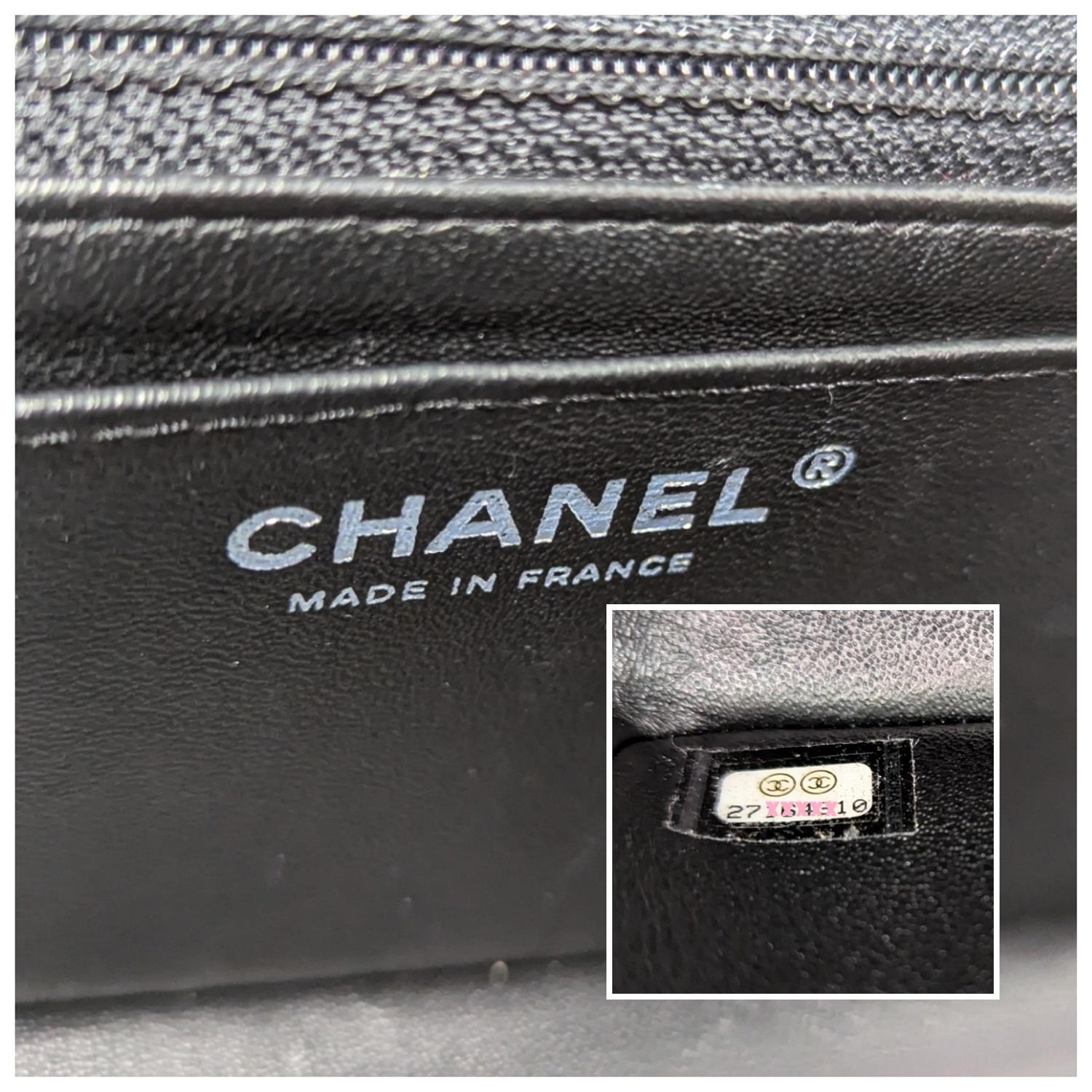 Chanel 2019 Mini solapa rectangular acolchada de piel de cordero negra 4