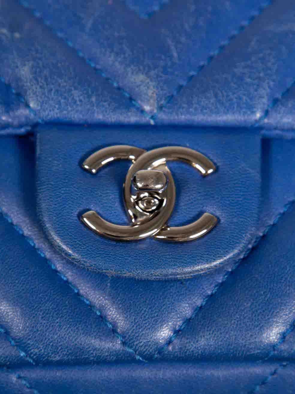 Chanel 2019 Blue Lambskin Chevron Single Flap 3