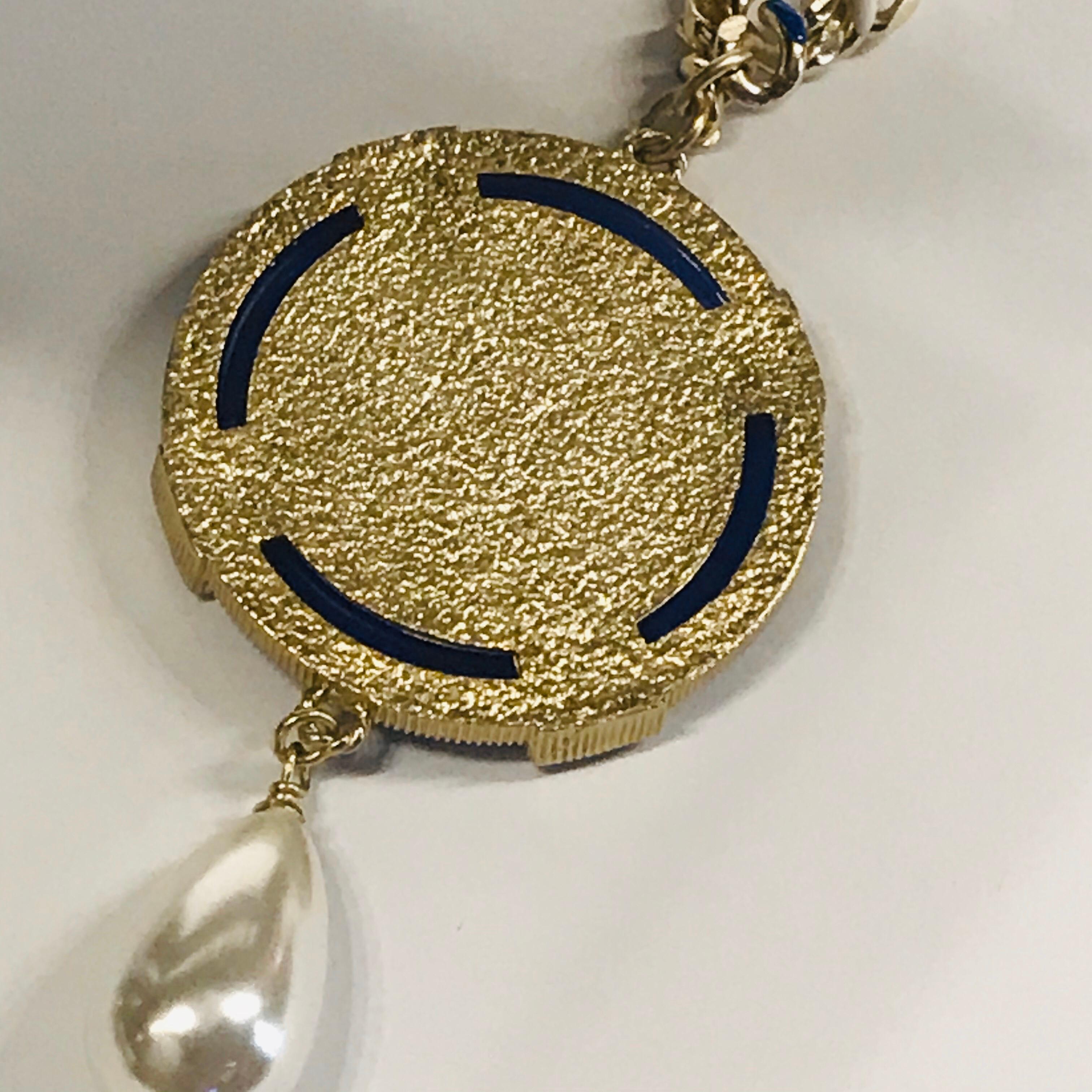 Chanel 2019 Cruise Collection 2 Stand Pendant Necklace For Sale 3