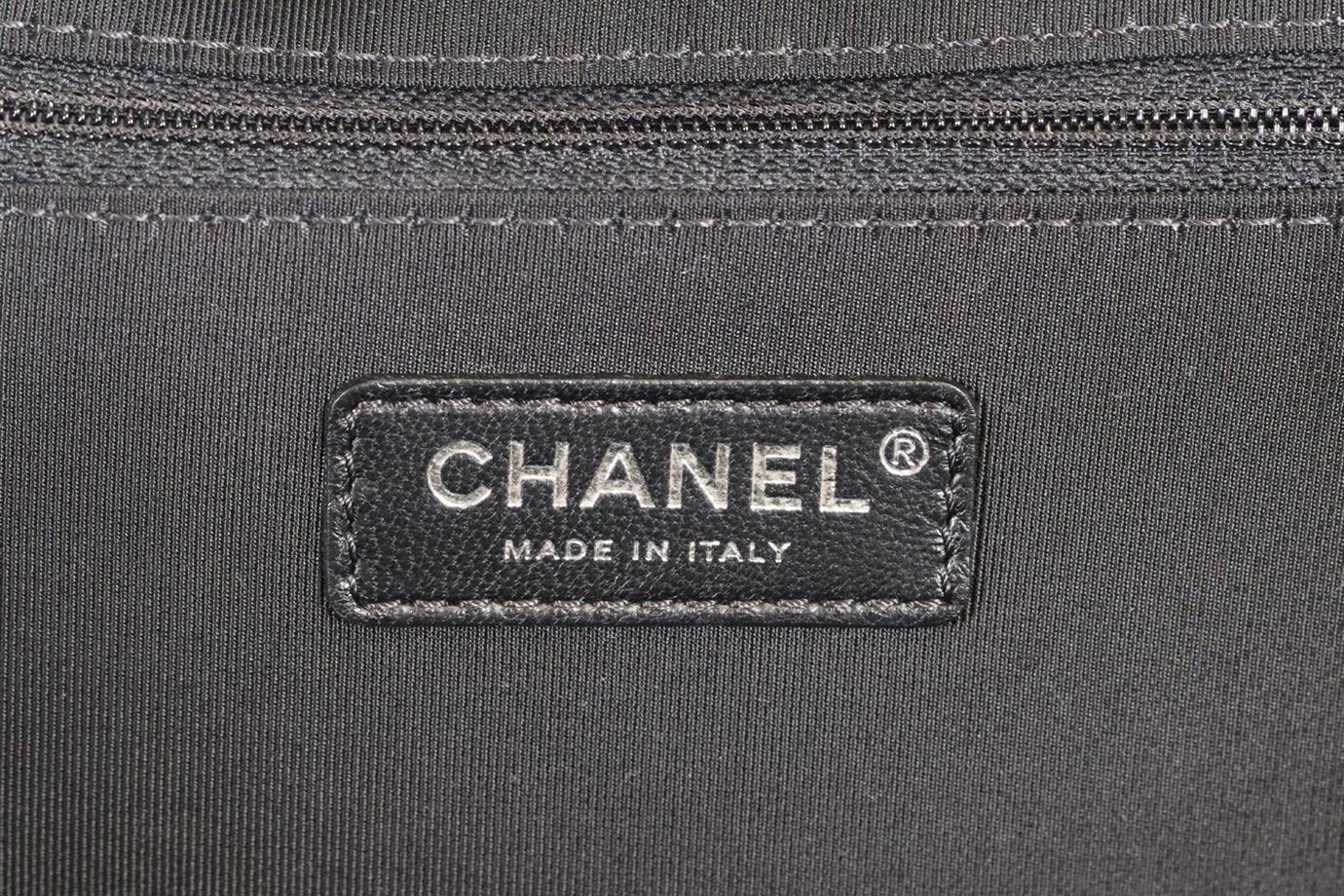Chanel 2019 Deauville Große Tragetasche aus Woll Filz aus Filz im Angebot 6