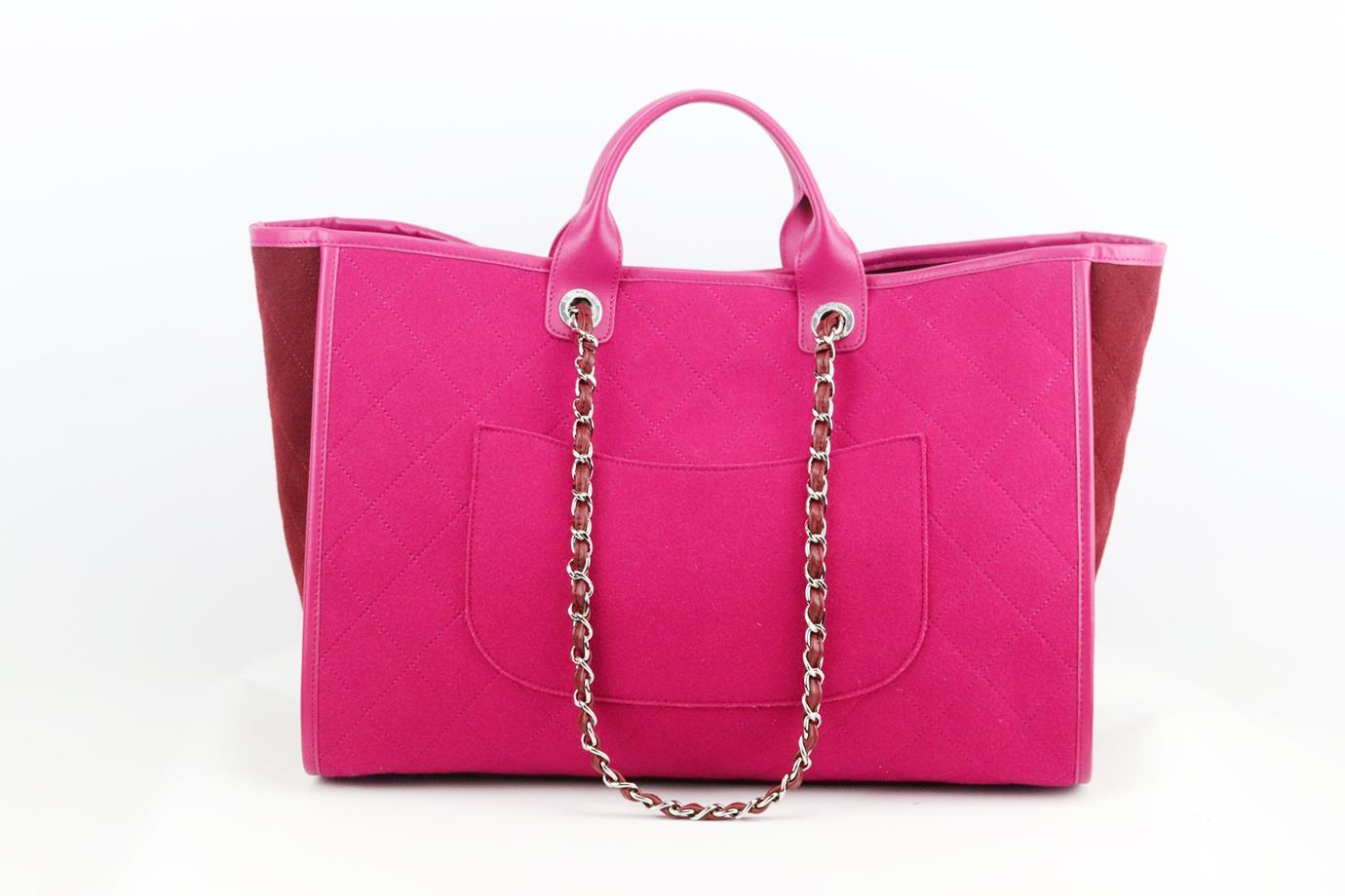 Grand sac fourre-tout en feutre de laine Deauville 2019 Chanel Excellent état - En vente à London, GB