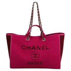 Used Chanel 2019 Deauville Large Wool Felt Tote Bag