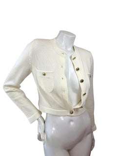 Chanel 2019 Ivory Cropped Knit Cardigan Jacket with Gold Logo Buttons FR 34