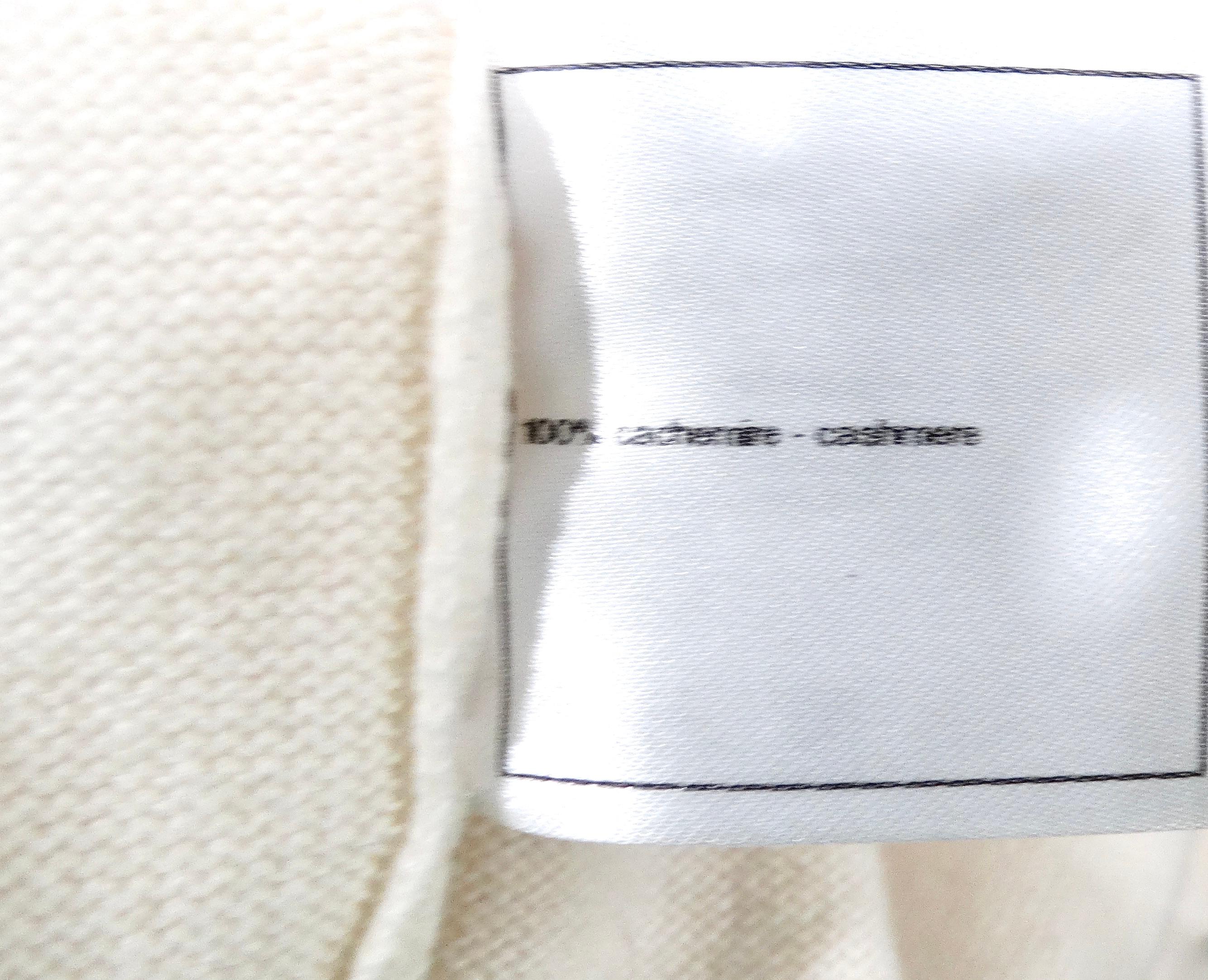 Chanel 2019 La Pausa Pull en cachemire en vente 4