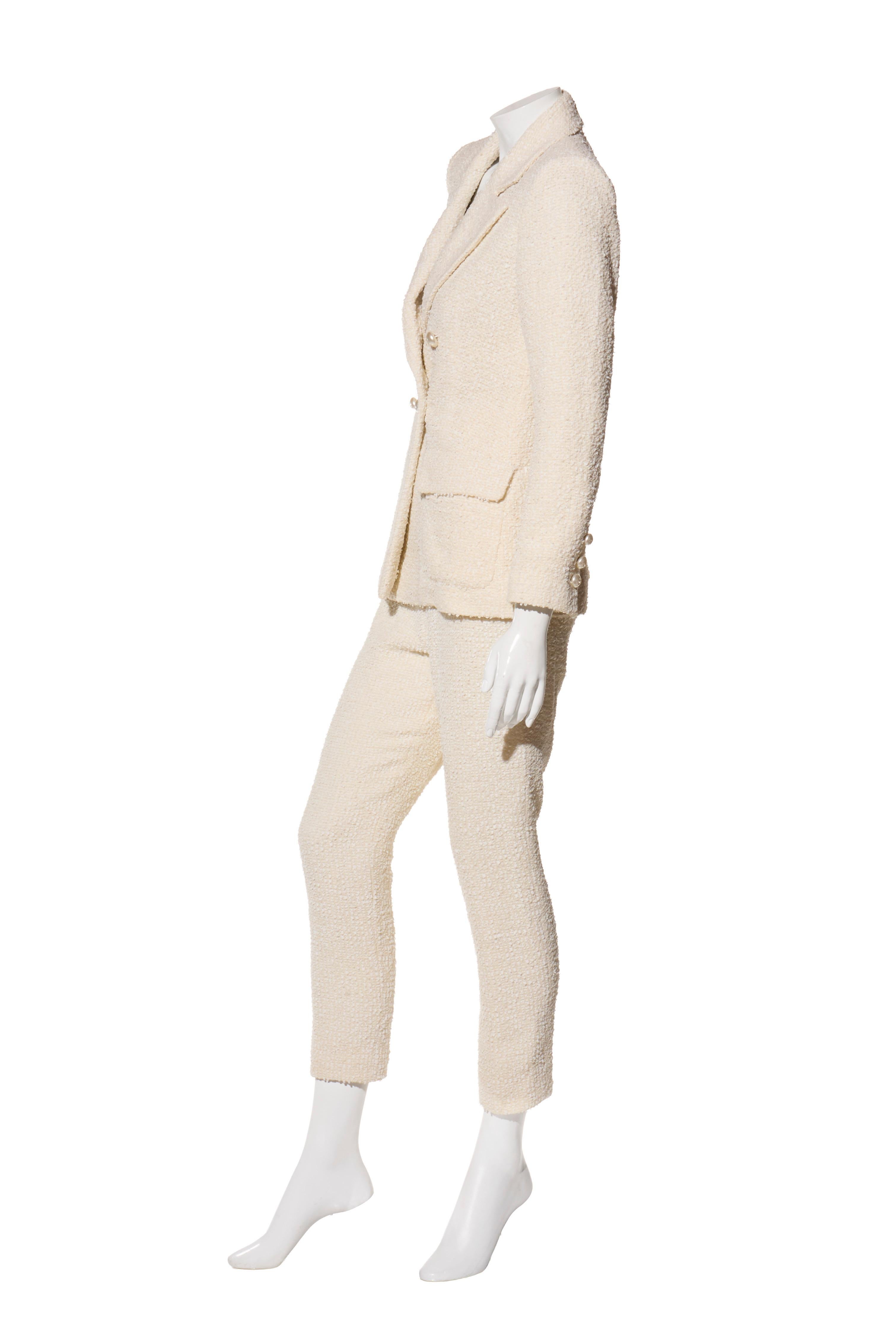 De las mujeres Chanel 2019 La Pausa Crema Bouclé Traje Chaqueta y Pantalón Talla 36 en venta