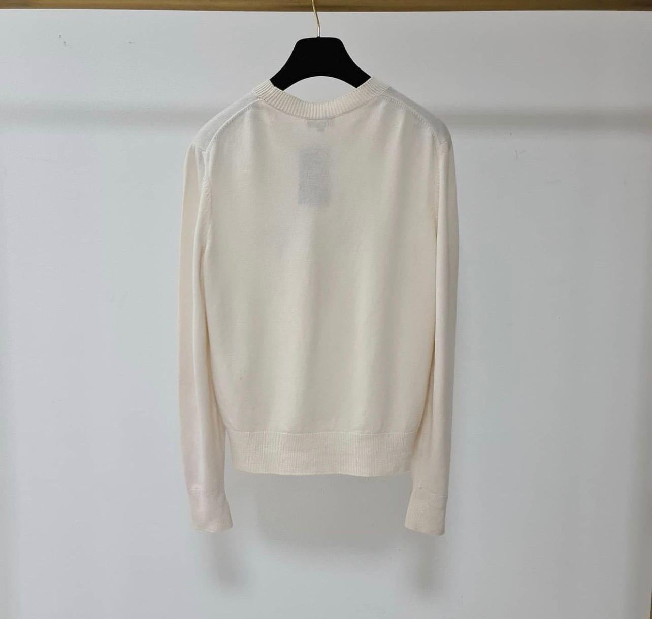 CHANEL 2019 Pullover „La Pausa“ im Zustand „Gut“ in Krakow, PL