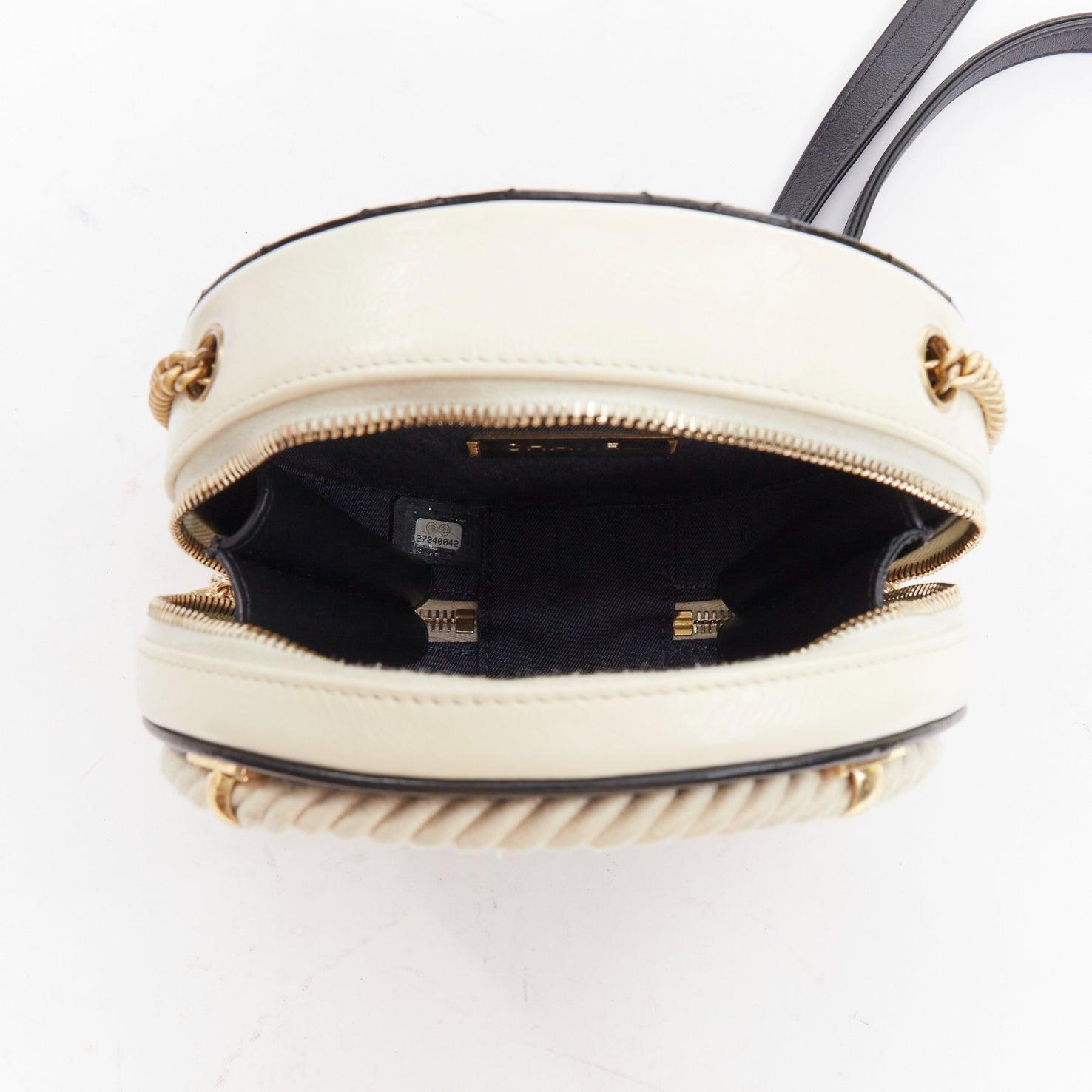 CHANEL 2019 Limited Edition En Vogue Round black cream leather crossbody bag For Sale 3