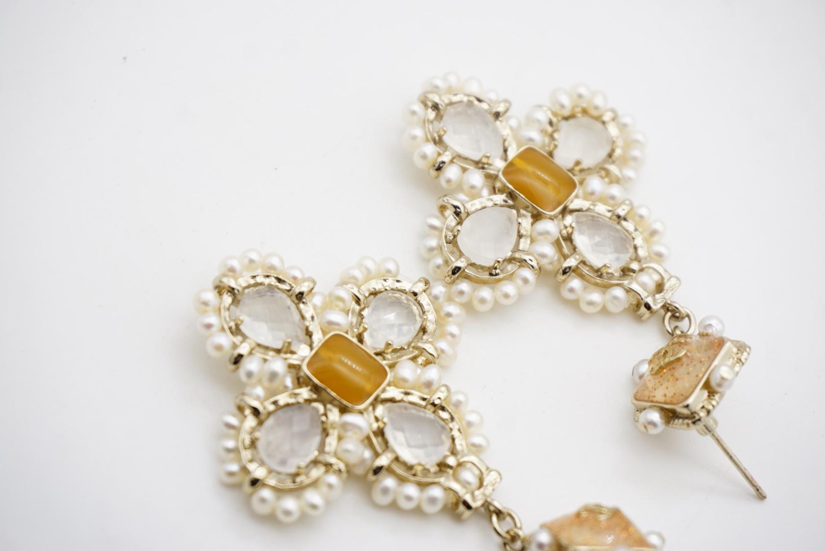 Chanel 2019 Logo CC Coco Moonstone Water Drop Flower Peals Jelly Belly Earrings im Angebot 7