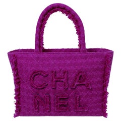 Chanel 2019 Magenta Frayed Tweed Shopping Tote With Zip Closure