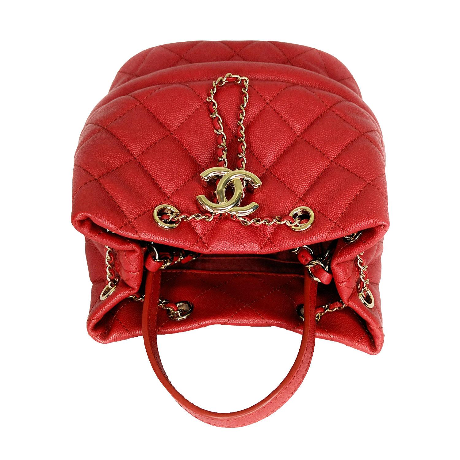 Chanel 2019 Red Caviar Rolled Up Bucket Drawstring Bag In Excellent Condition In Scottsdale, AZ