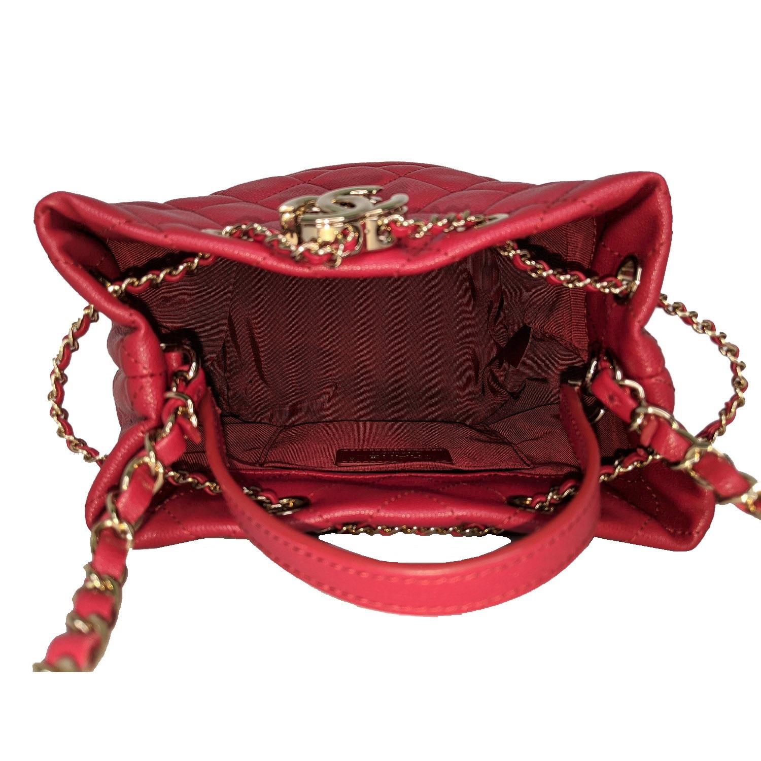 Women's Chanel 2019 Red Caviar Rolled Up Bucket Drawstring Bag
