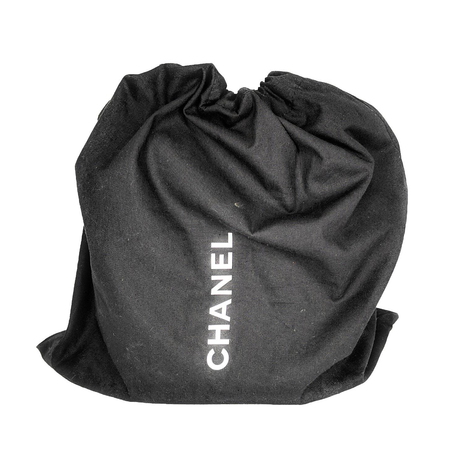 Chanel 2019 Red Caviar Rolled Up Bucket Drawstring Bag 2