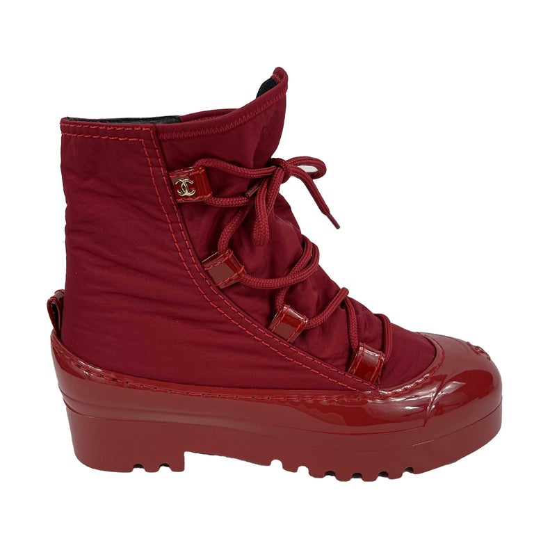 CHANEL Women's Downproof Nylon Waterproof Winter Snow Boots Navy Size  35