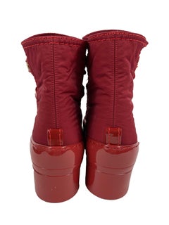 CHANEL 2019 Rote Nylon-Winterstiefeletten mit Schnürung CC Coco Mark 39 US 9