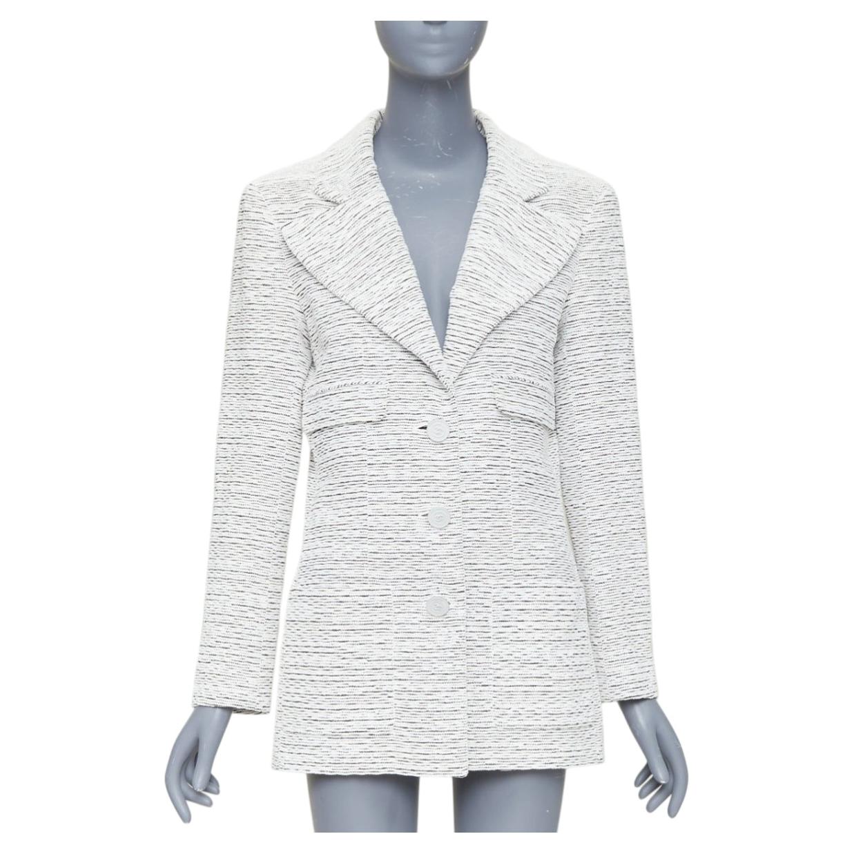 Chaqueta blazer oversize de tweed blanco metalizado de CHANEL 2019 Runway By the Sea, talla FR42
