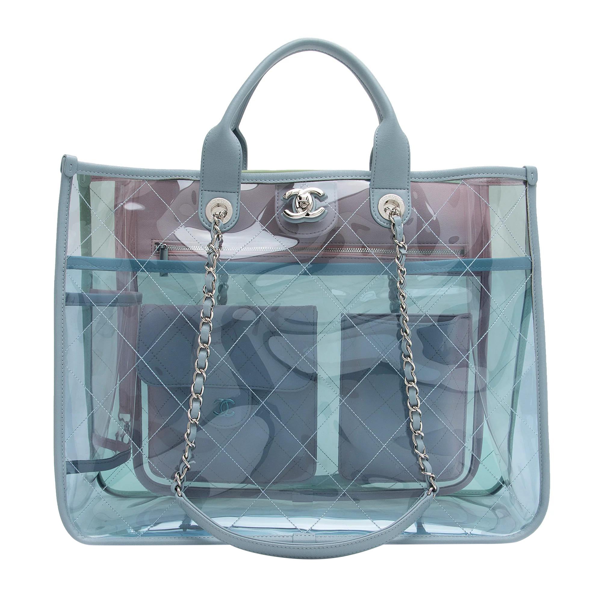 Chanel 2019 Shopping Coco Transparent Klar Gesteppt Lammfell Blau PVC Tote im Angebot