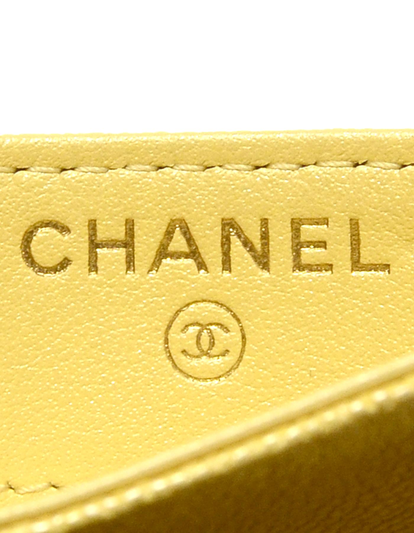 Women's Chanel 2019 Sold Out Iridescent Yellow Caviar Leather O-Card Holder