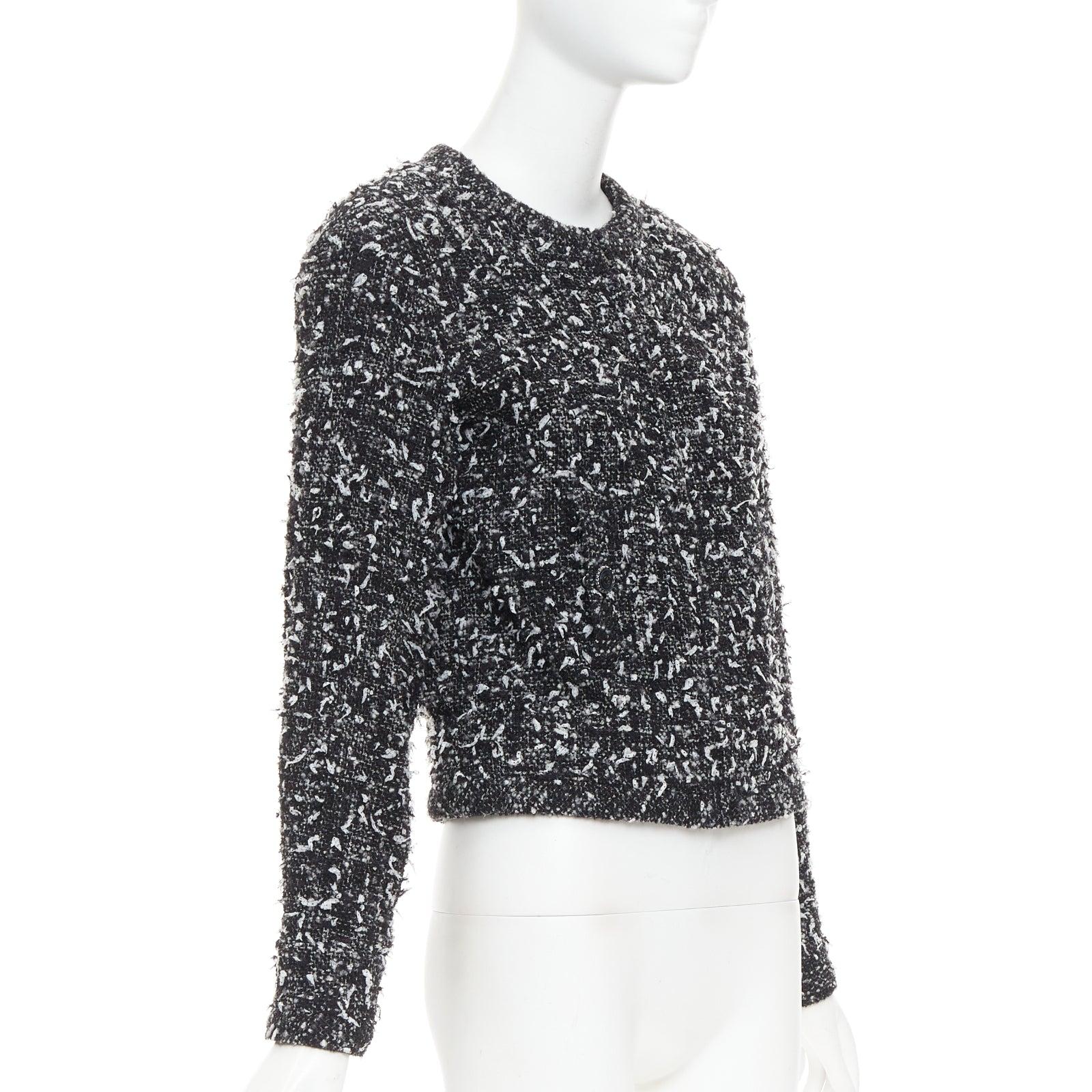 Chanel 2019 speckle black white tweed collarless CC buttons jacket FR34 XS Excellent état - En vente à Hong Kong, NT