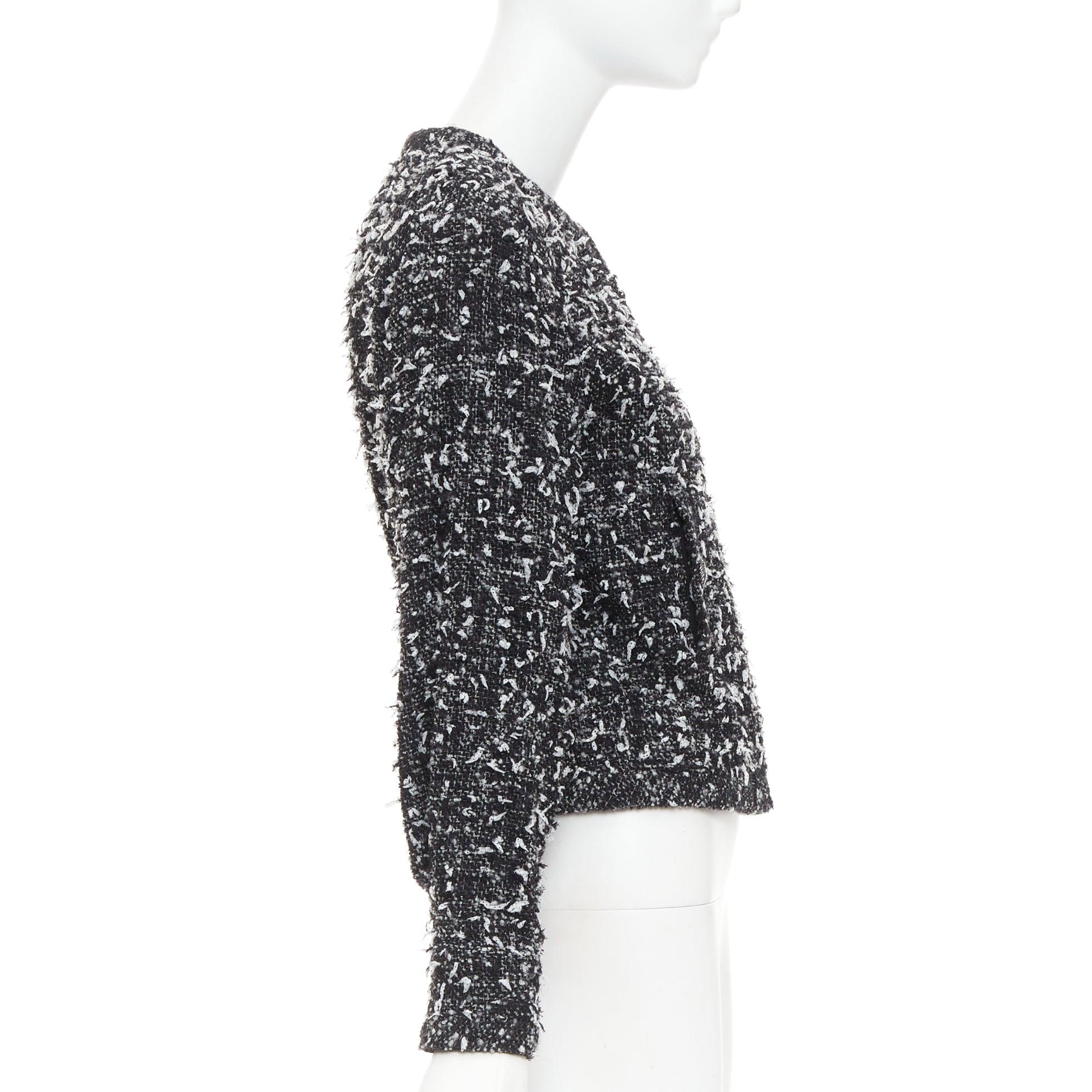 Chanel 2019 speckle black white tweed collarless CC buttons jacket FR34 XS Pour femmes en vente