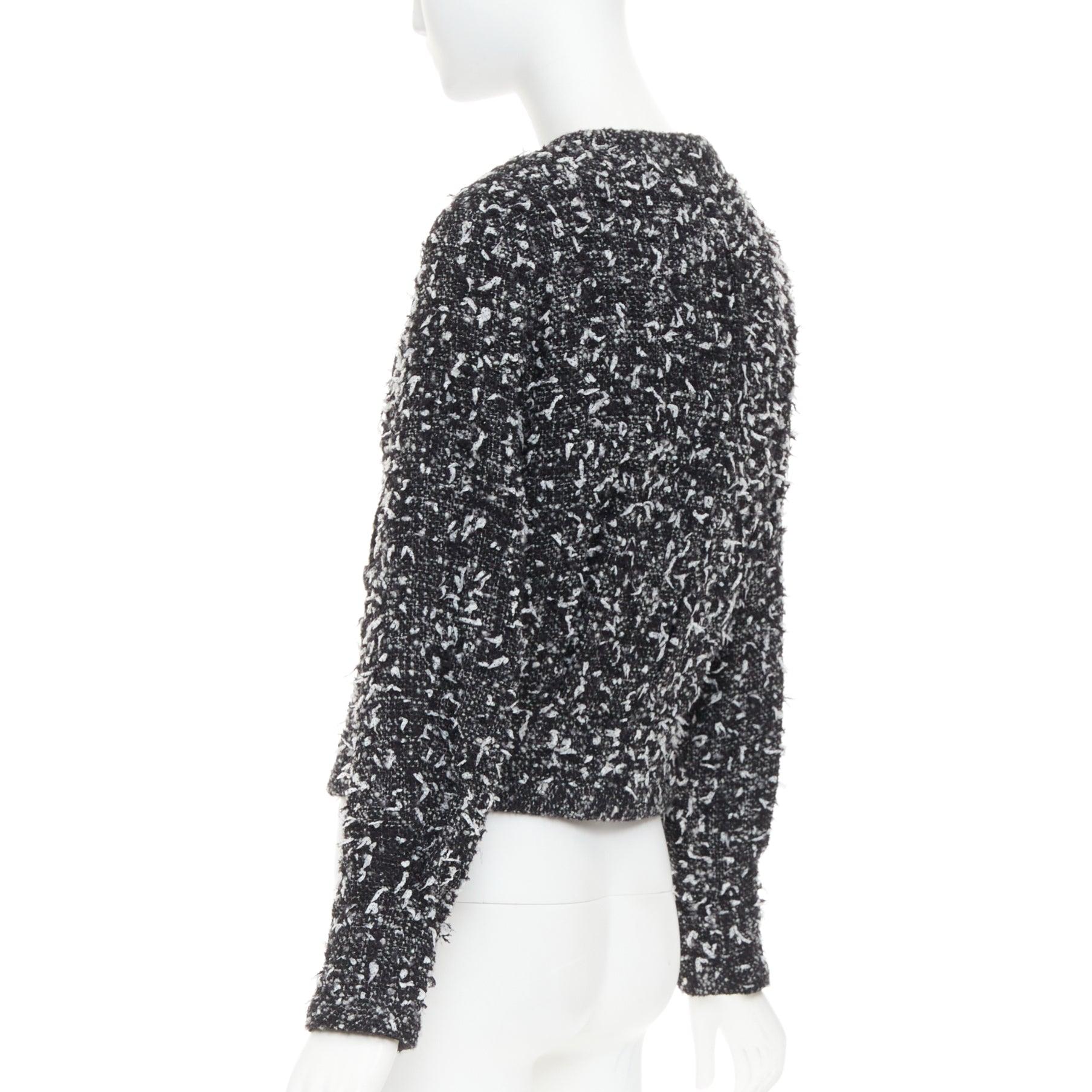 Chanel 2019 speckle black white tweed collarless CC buttons jacket FR34 XS en vente 2