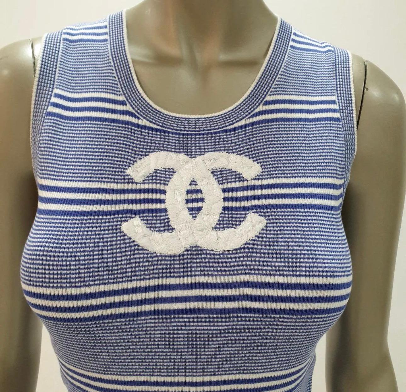     Chanel T-Shirt
    From the Cruise 2019 Collection by Karl Lagerfeld
    Blue
    Interlocking CC Logo
    Embroidered Accent
Sz.44
Excellent condition