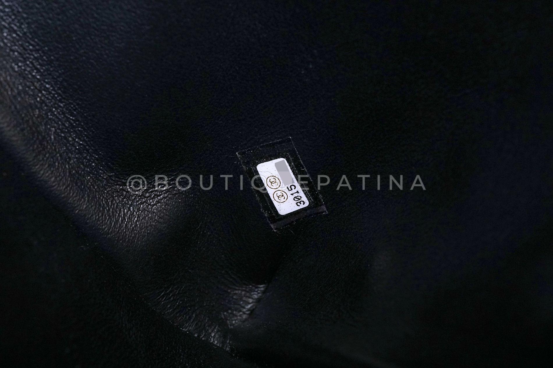 Chanel 2020 Caviar Negro Intemporal Bolso de Solapa SHW 69101 en venta 8