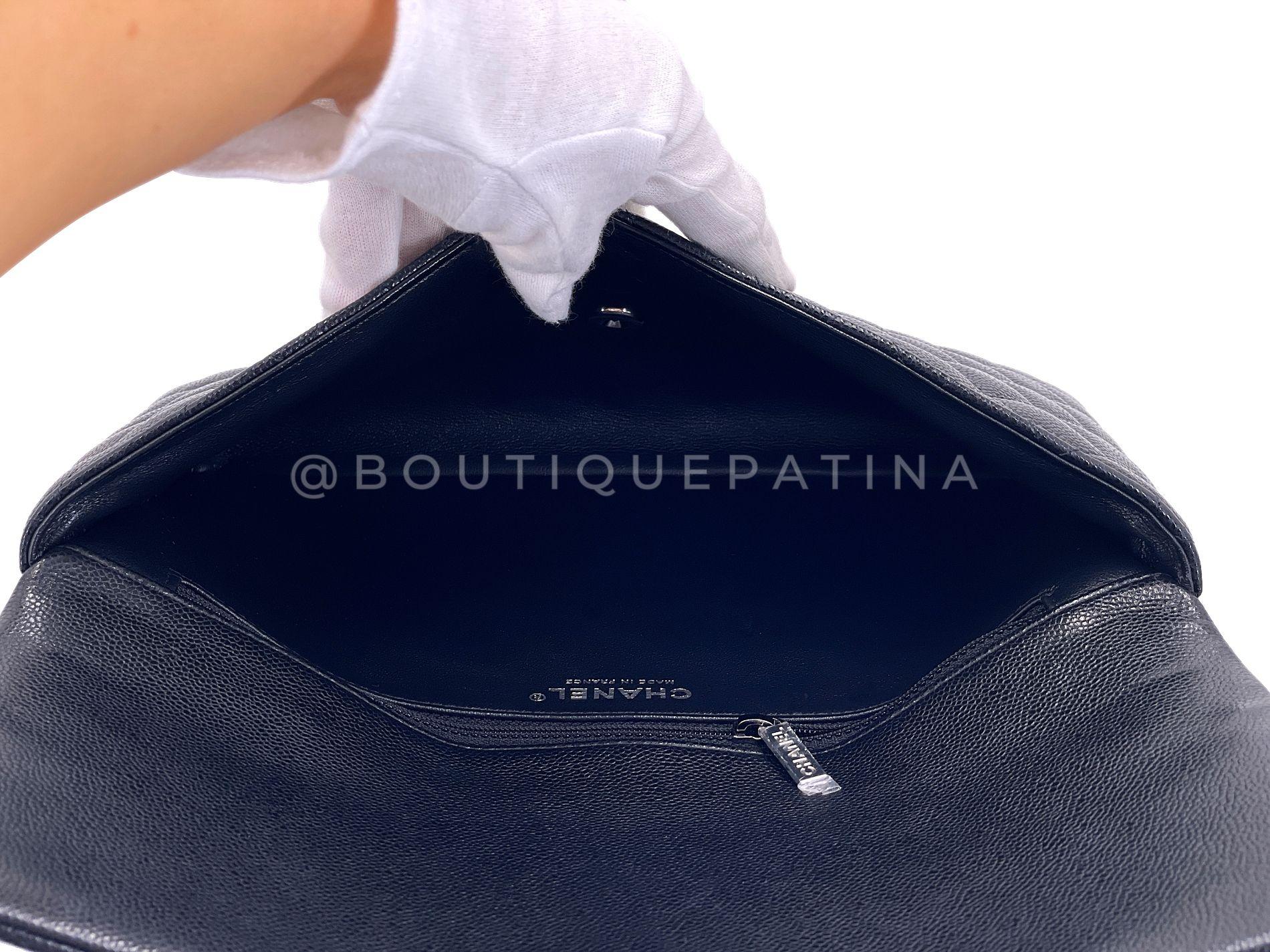 Chanel 2020 Caviar Negro Intemporal Bolso de Solapa SHW 69101 en venta 5