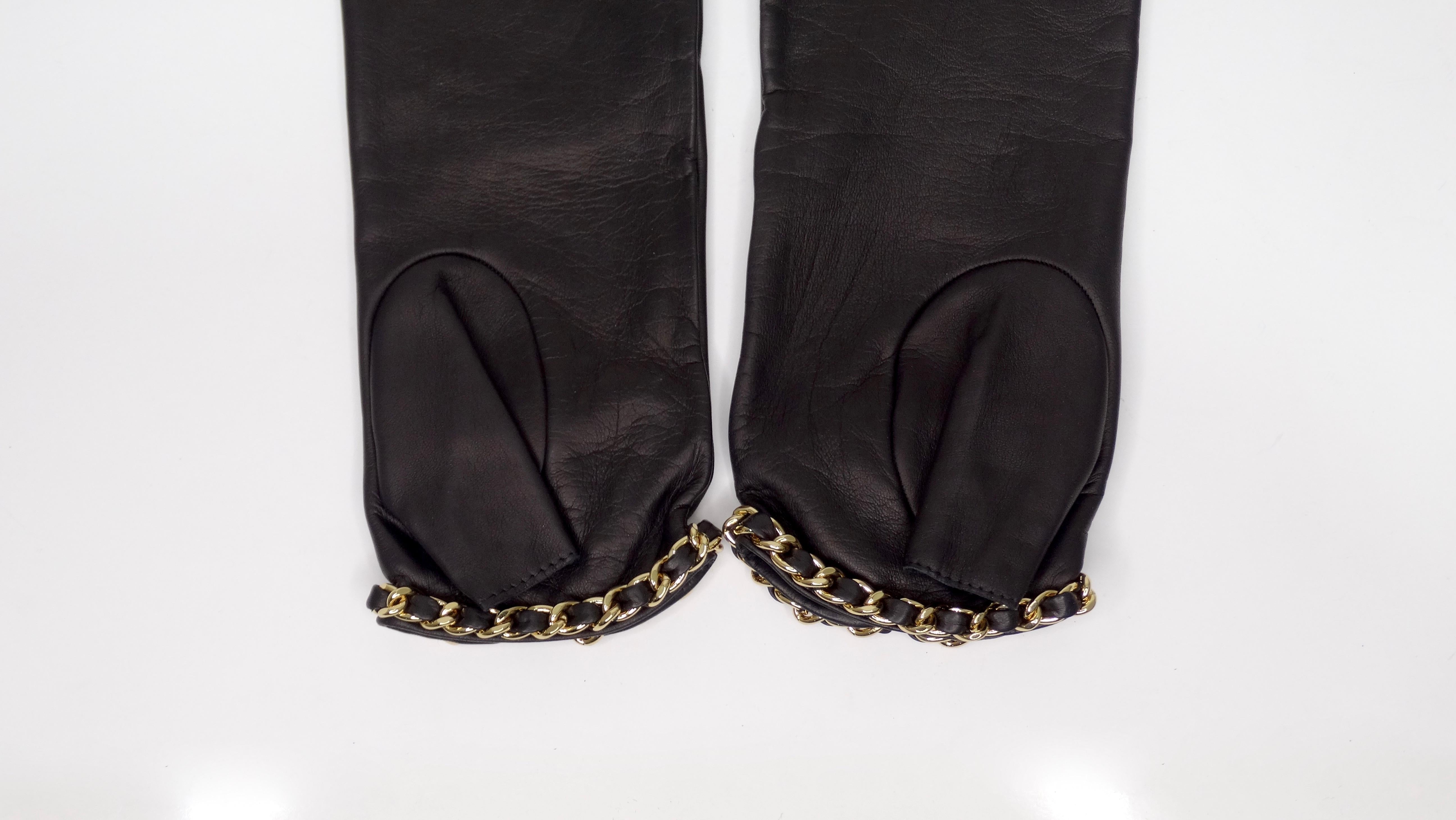 Chanel 2020 Black Fingerless Gloves In New Condition In Scottsdale, AZ