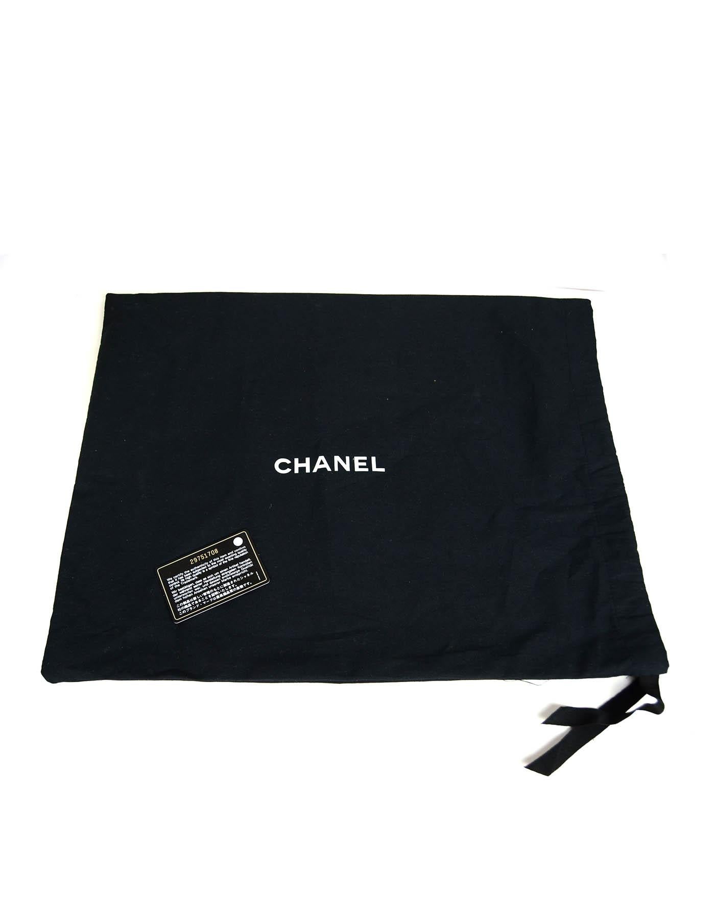 Chanel 2020 Black Lambskin Quilted CC Dweller Drawstring Bucket Tote Bag 6