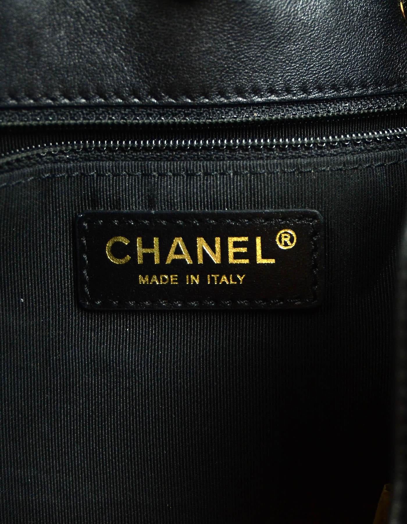 Chanel 2020 Black Lambskin Quilted CC Dweller Drawstring Bucket Tote Bag 4