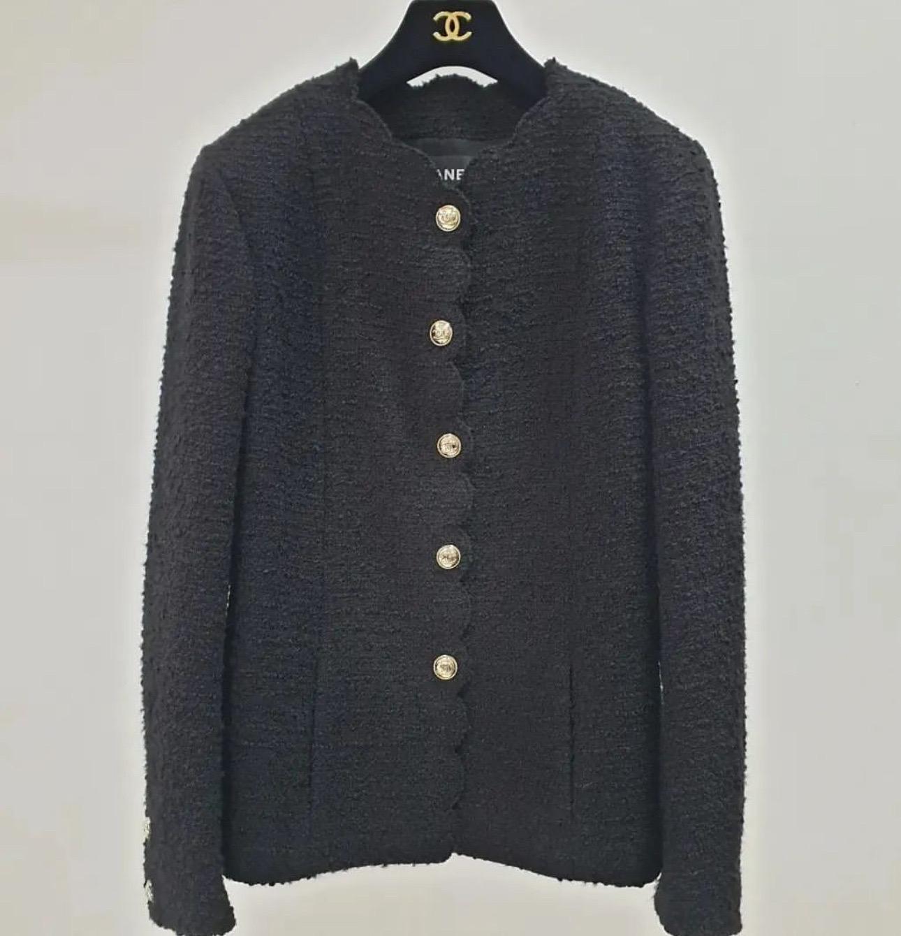 Men's Chanel 2020 Black Tweed Jacket Skirt Suit Set  For Sale