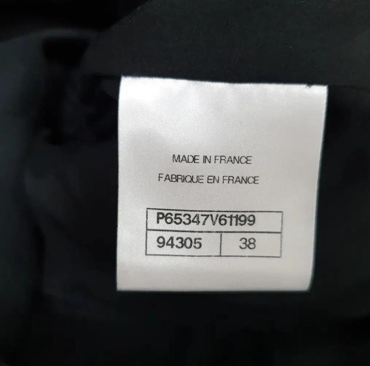 Chanel 2020 Black Tweed Jacket Skirt Suit Set  For Sale 1