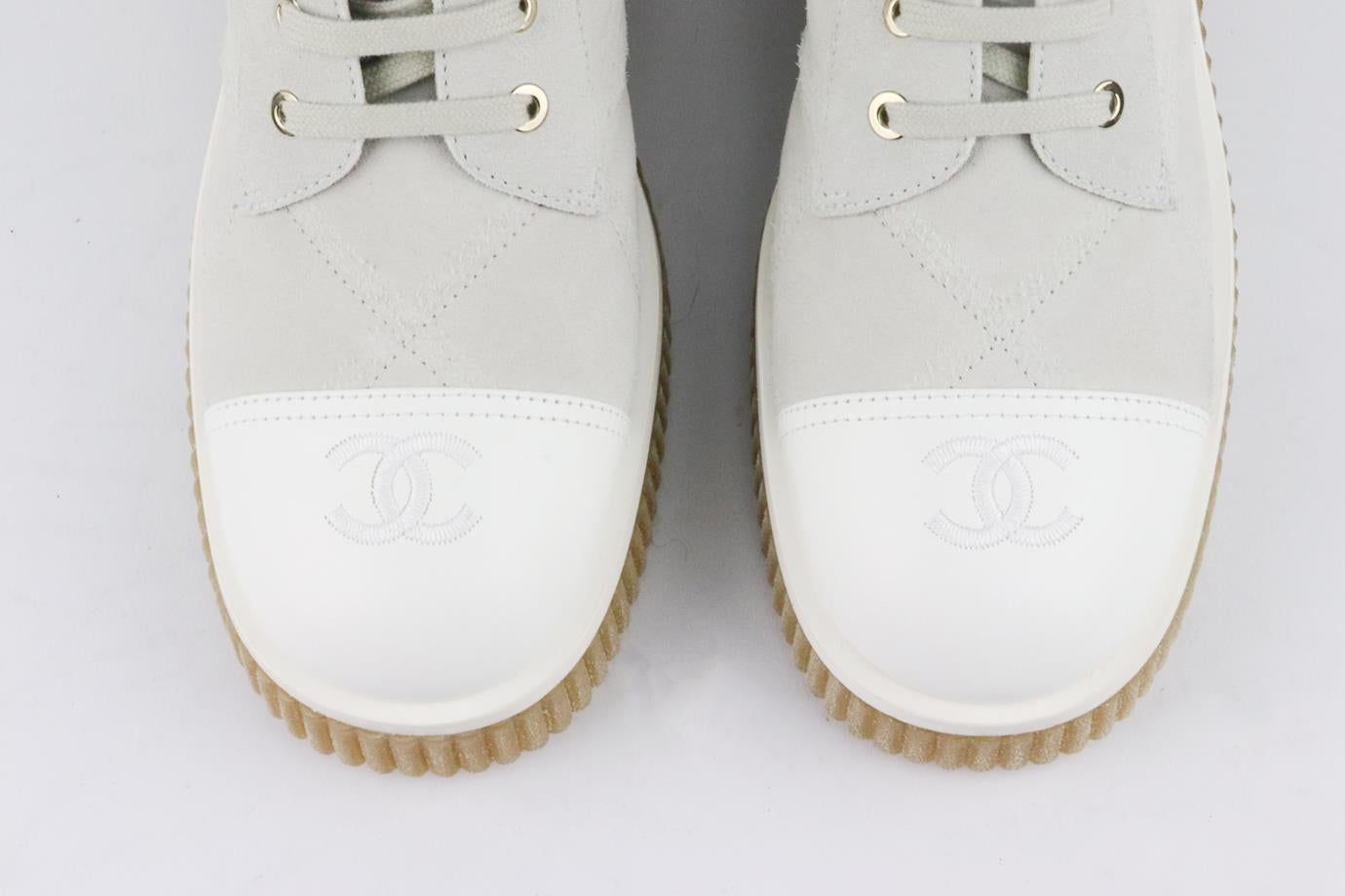 women's chanel boots