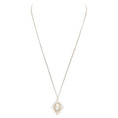 CHANEL 2020 - Collier chaîne en or avec pendentif en cristal fausse perle et logo CC