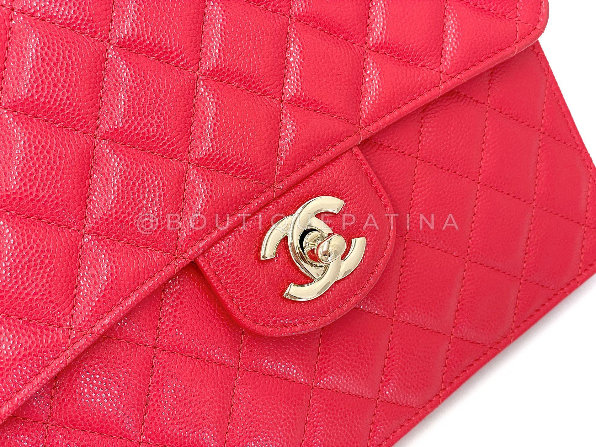 Chanel 2020 Sac à main Timeless en caviar rose foncé GHW 68623 en vente 2